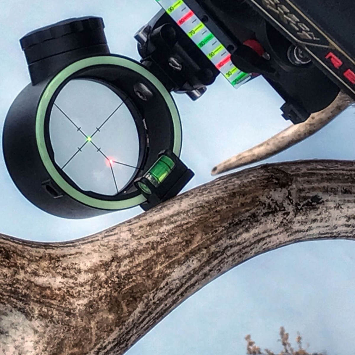 Apex Gear Covert Pro 2-Pin Double Dot (Green & Red LED) Bow Sight - Black
