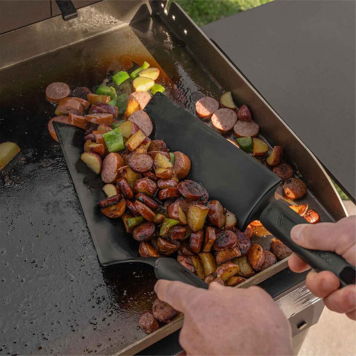Blackstone 28in Omnivore Griddle Bundle - Black 8 Blackstone 28in Omnivore Griddle Bundle - Black